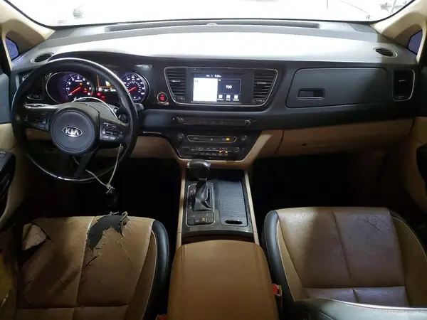 KNDMC5C16J6380728 2018 KIA SEDONA - Image 8