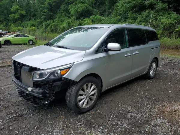 KNDMC5C16J6395150 2018 KIA SEDONA - Image 1