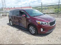 KNDMC5C16J6398260 2018 KIA SEDONA