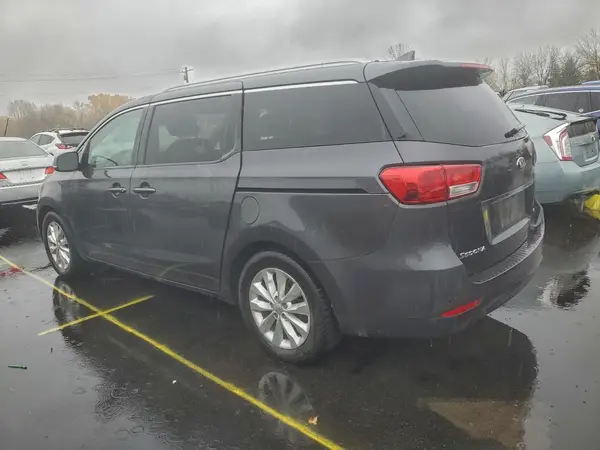 KNDMC5C16J6399280 2018 KIA SEDONA - Image 2
