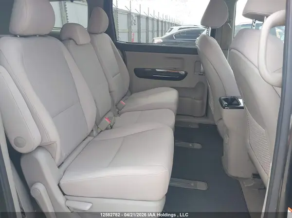 KNDMC5C16K6498859 2019 KIA SEDONA - Image 8