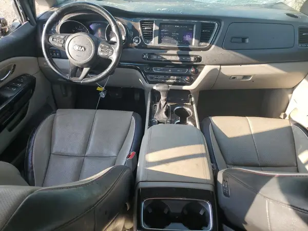 KNDMC5C16L6597358 2020 KIA SEDONA - Image 8