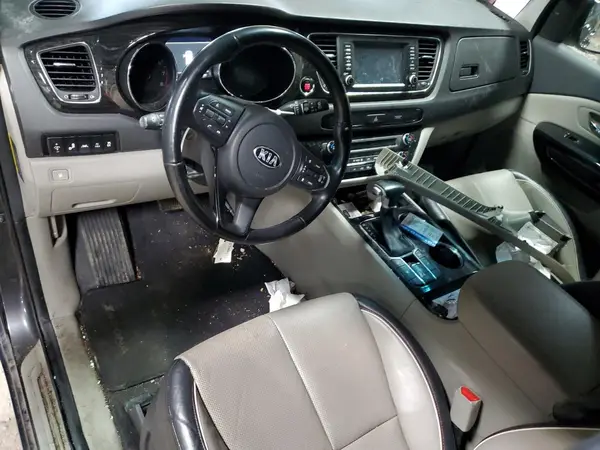 KNDMC5C16L6607032 2020 KIA SEDONA - Image 8