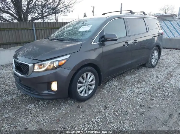 KNDMC5C17G6108830 2016 KIA SEDONA - Image 2