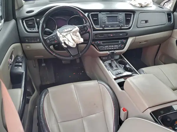 KNDMC5C17G6112148 2016 KIA SEDONA - Image 8