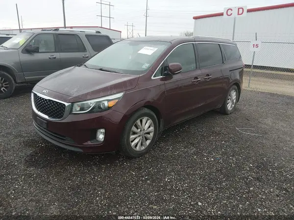 KNDMC5C17G6112831 2016 KIA SEDONA - Image 2