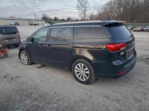 KNDMC5C17G6113672 2016 KIA SEDONA - Image 2