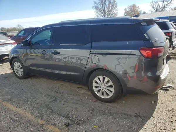 KNDMC5C17G6116524 2016 KIA SEDONA - Image 2