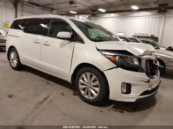 KNDMC5C17G6139995 2016 KIA SEDONA - Image 1