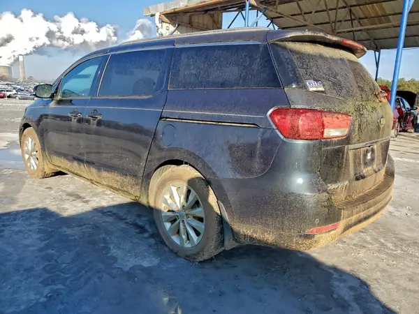 KNDMC5C17G6145893 2016 KIA SEDONA - Image 2