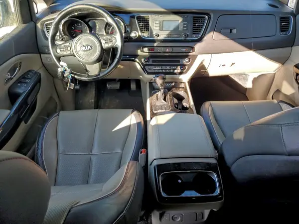 KNDMC5C17G6145893 2016 KIA SEDONA - Image 8