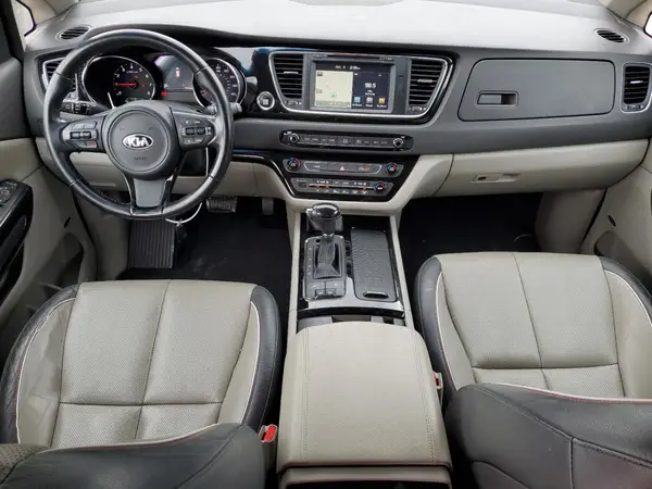KNDMC5C17G6170602 2016 KIA SEDONA - Image 8