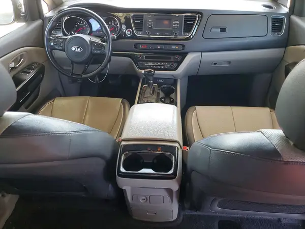 KNDMC5C17G6183785 2016 KIA SEDONA - Image 8