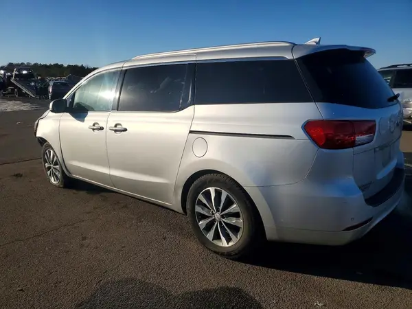 KNDMC5C17G6185150 2016 KIA SEDONA - Image 2