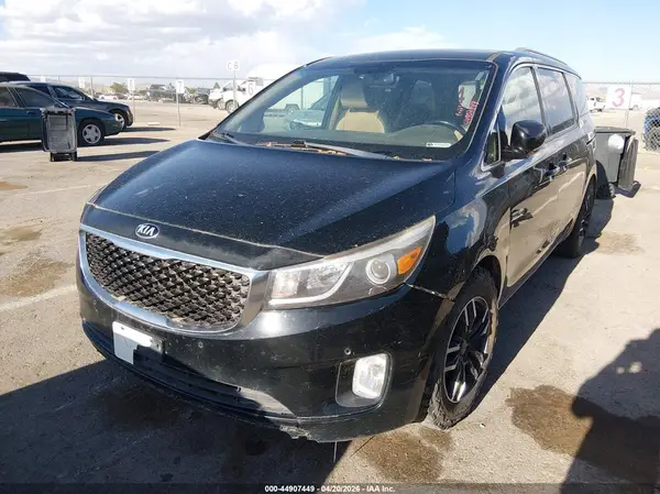 KNDMC5C17H6255473 2017 KIA SEDONA - Image 2