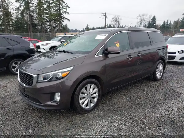 KNDMC5C17H6256350 2017 KIA SEDONA - Image 2