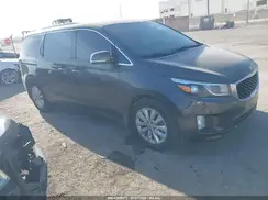 KNDMC5C17H6256932 2017 KIA SEDONA