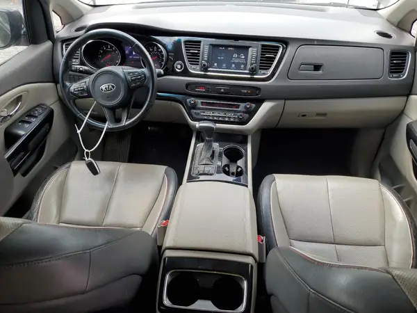 KNDMC5C17H6258213 2017 KIA SEDONA - Image 8
