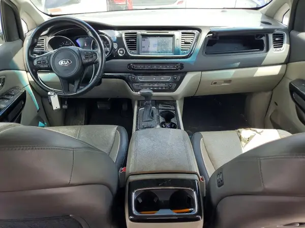 KNDMC5C17J6350038 2018 KIA SEDONA - Image 8
