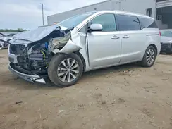 KNDMC5C17J6352310 2018 KIA SEDONA
