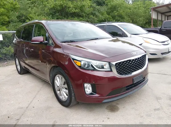KNDMC5C17J6376719 2018 KIA SEDONA - Image 1