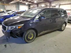 KNDMC5C17J6376722 2018 KIA SEDONA