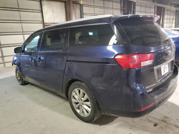 KNDMC5C17J6376722 2018 KIA SEDONA - Image 2