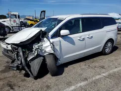 KNDMC5C17J6400243 2018 KIA SEDONA