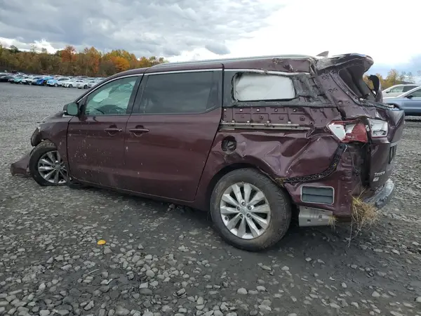 KNDMC5C17J6400887 2018 KIA SEDONA - Image 2