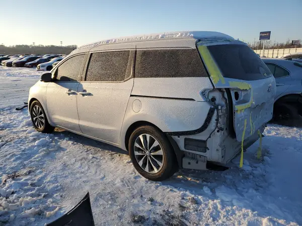 KNDMC5C17J6423408 2018 KIA SEDONA - Image 2