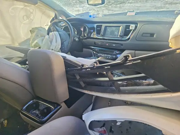 KNDMC5C17K6528404 2019 KIA SEDONA - Image 8