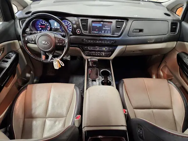 KNDMC5C17K6538205 2019 KIA SEDONA - Image 8