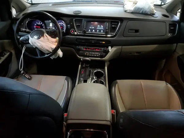 KNDMC5C17K6542965 2019 KIA SEDONA - Image 8