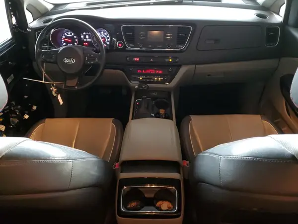 KNDMC5C18G6110831 2016 KIA SEDONA - Image 8