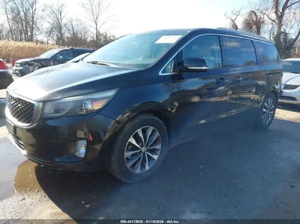 KNDMC5C18G6132537 2016 KIA SEDONA - Image 2
