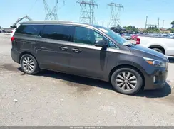 KNDMC5C18G6137530 2016 KIA SEDONA