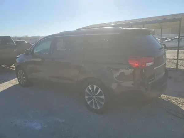 KNDMC5C18G6139925 2016 KIA SEDONA - Image 2
