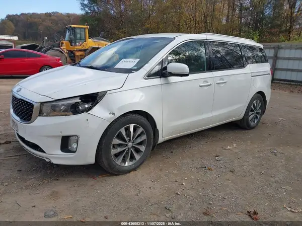 KNDMC5C18G6143554 2016 KIA SEDONA - Image 2