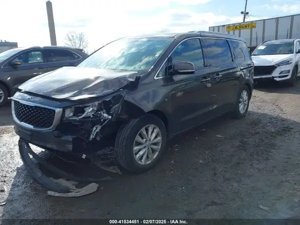 KNDMC5C18G6155431 2016 KIA SEDONA - Image 2
