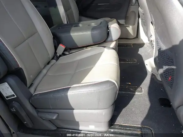 KNDMC5C18G6155431 2016 KIA SEDONA - Image 8