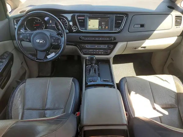 KNDMC5C18G6185349 2016 KIA SEDONA - Image 8