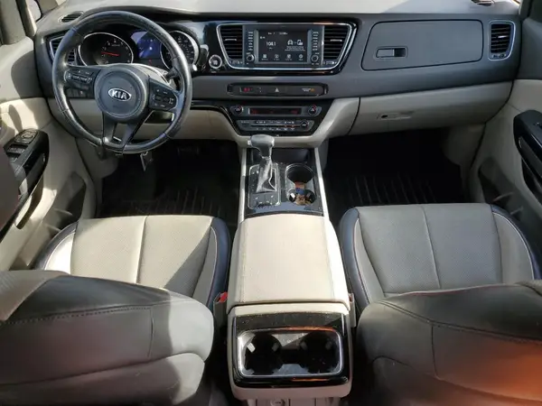 KNDMC5C18H6260407 2017 KIA SEDONA - Image 8