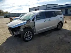 KNDMC5C18H6312019 2017 KIA SEDONA