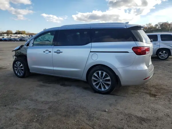 KNDMC5C18H6312019 2017 KIA SEDONA - Image 2