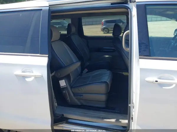 KNDMC5C18J6351232 2018 KIA SEDONA - Image 8