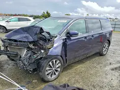 KNDMC5C18J6389933 2018 KIA SEDONA