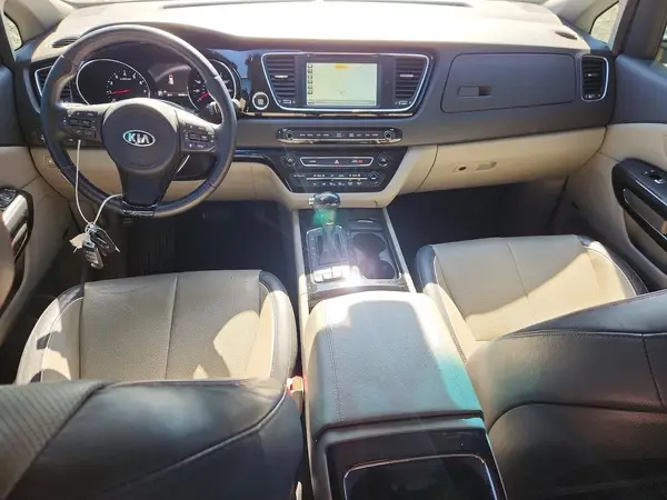 KNDMC5C19G6103984 2016 KIA SEDONA - Image 8