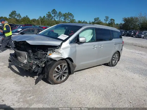 KNDMC5C19G6132434 2016 KIA SEDONA - Image 2