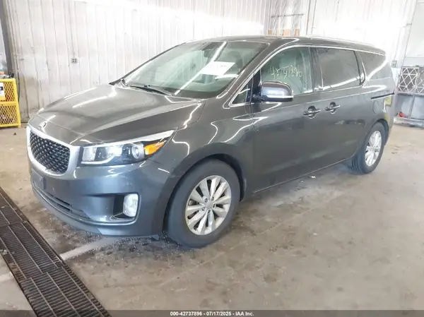 KNDMC5C19G6133910 2016 KIA SEDONA - Image 2