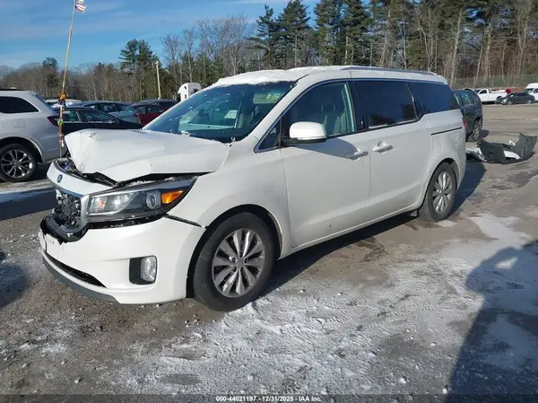 KNDMC5C19G6135303 2016 KIA SEDONA - Image 2